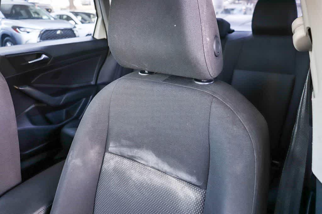 Thumbnail: 2021 Volkswagen Jetta - 30