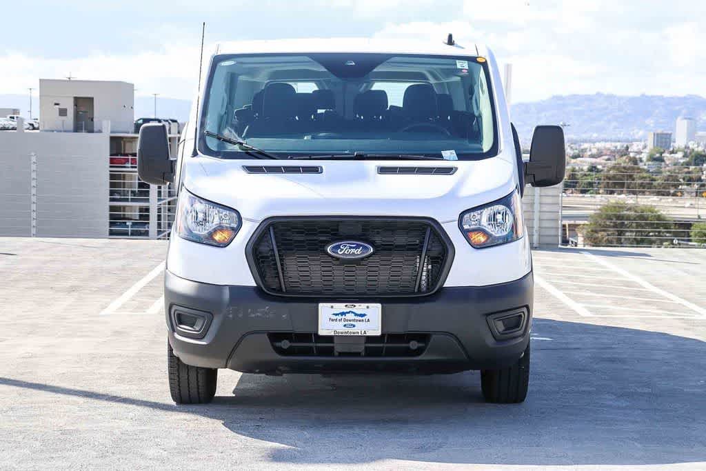 Thumbnail: 2023 Ford Econoline - 3