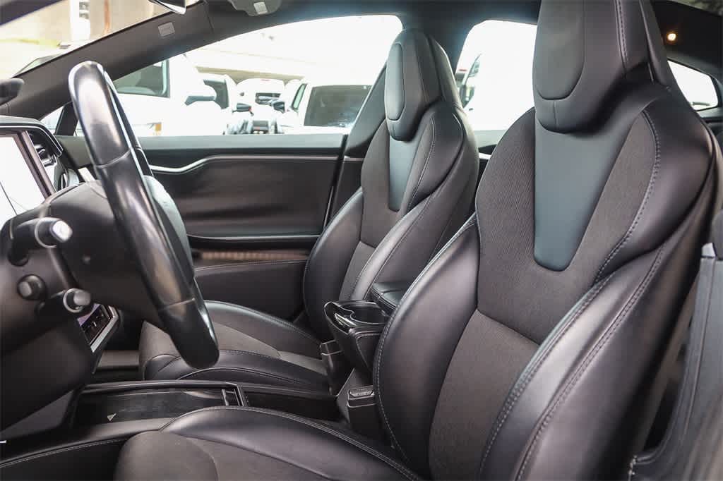 Thumbnail: 2018 Tesla Model S - 17