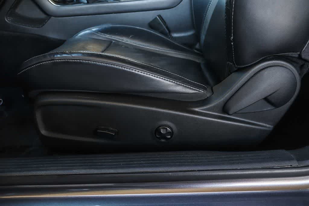 Thumbnail: 2015 Dodge Challenger - 22