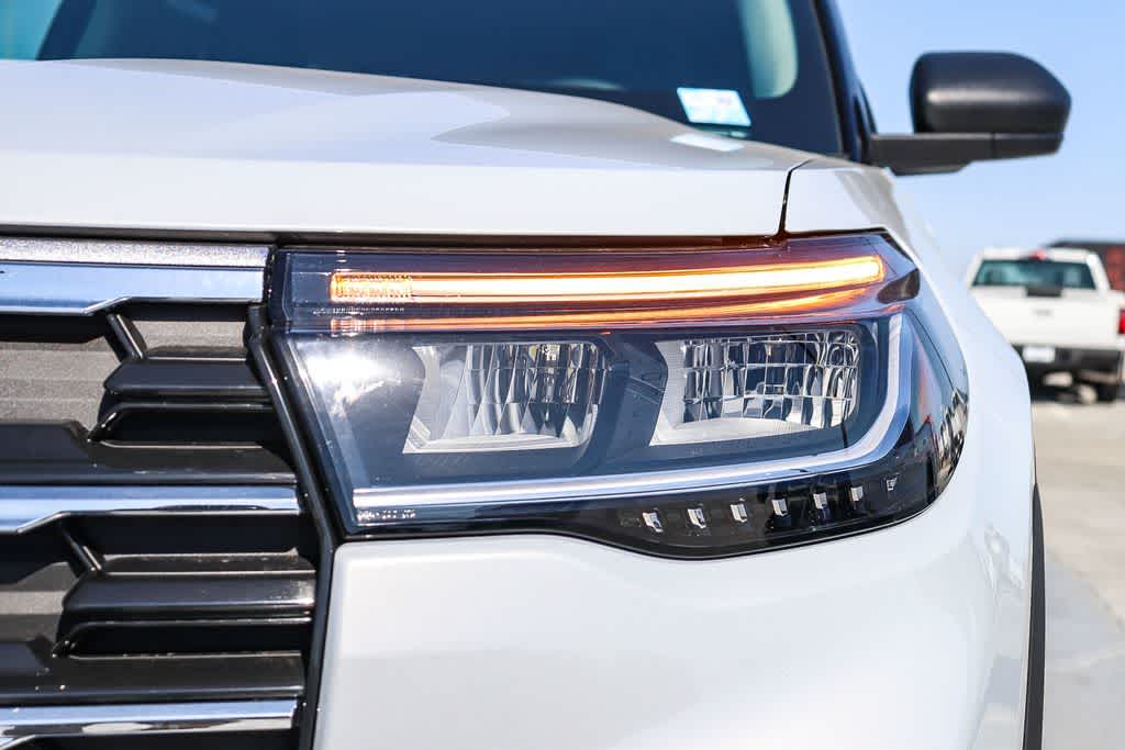 Thumbnail: 2026 Ford Explorer - 7