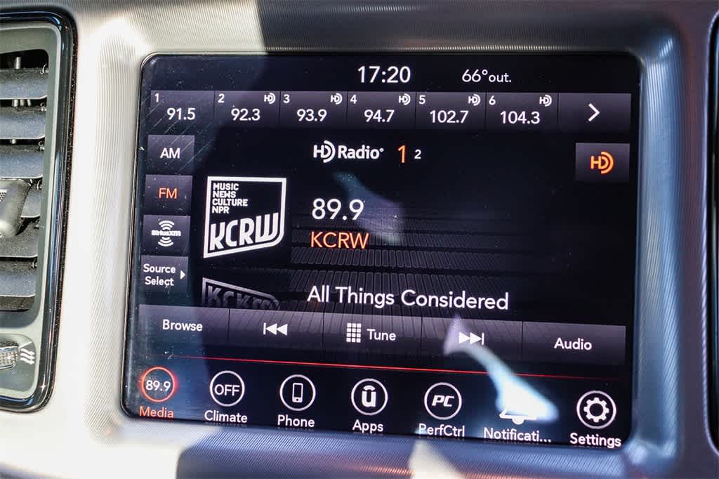 Thumbnail: 2022 Dodge Challenger - 14