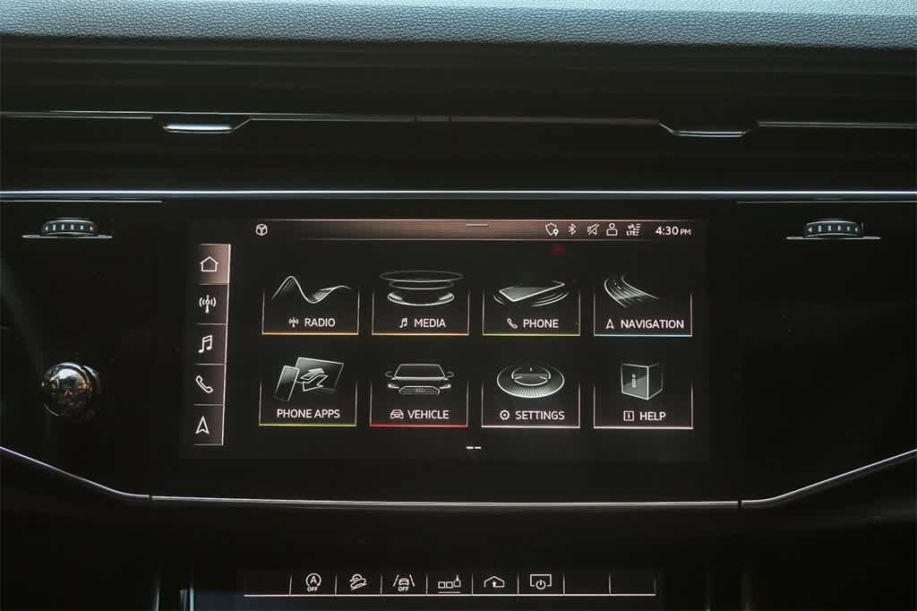 Thumbnail: 2019 Audi Q8 - 15