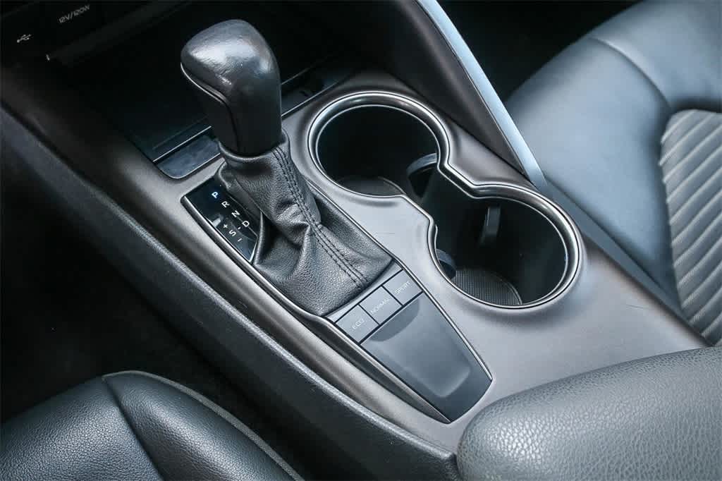 Thumbnail: 2023 Toyota Camry - 19