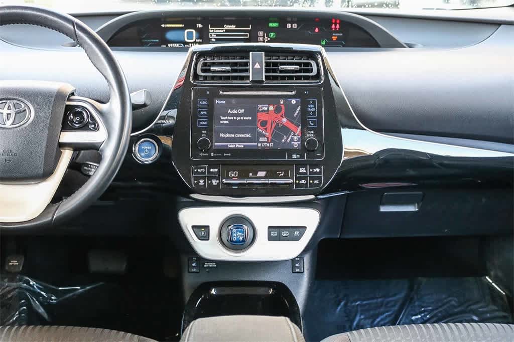 Thumbnail: 2018 Toyota Prius Prime - 13