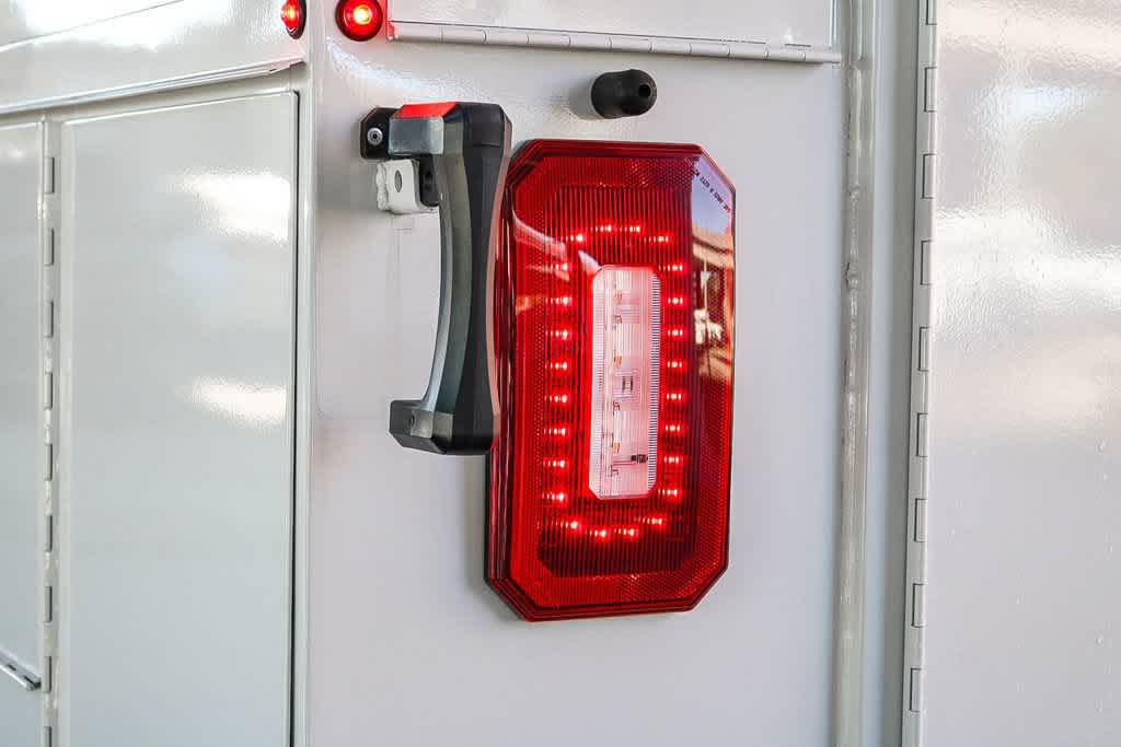 2026 Ford E-Series Cutaway Base - Photo 11