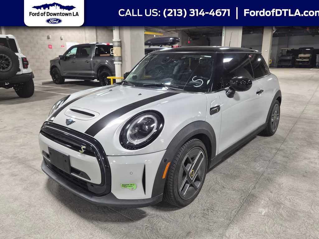 2023 MINI Hardtop 2 Door SE