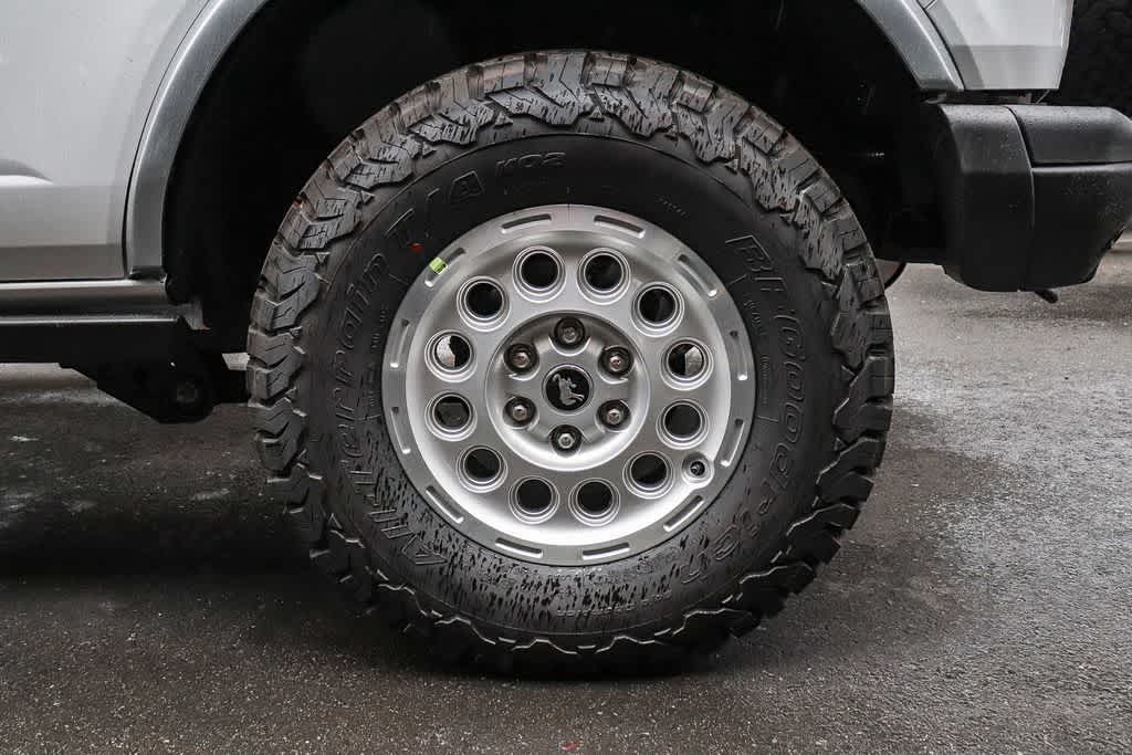 Thumbnail: 2025 Ford Bronco - 10