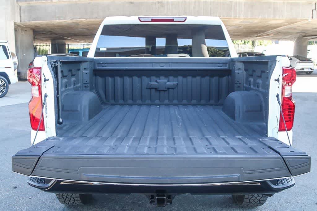 Thumbnail: 2025 Chevrolet Silverado 1500 - 26