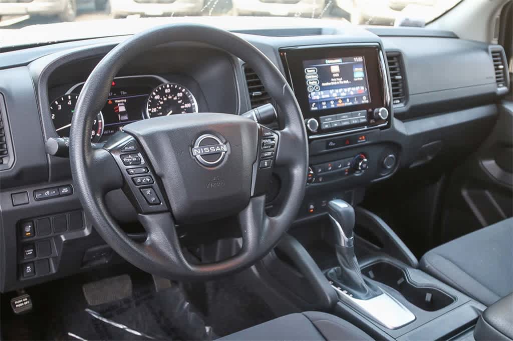 Thumbnail: 2023 Nissan Frontier - 12