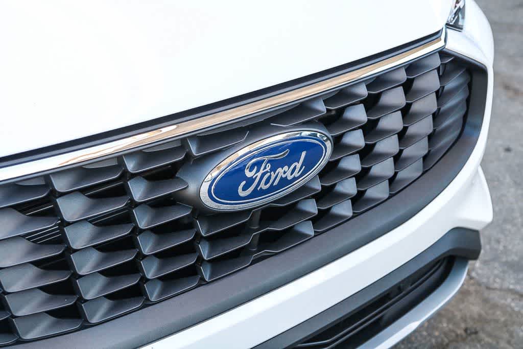 Thumbnail: 2025 Ford Escape - 5