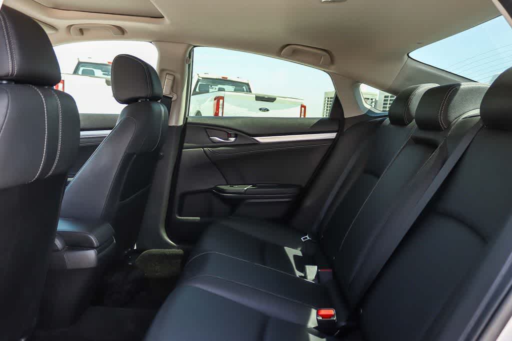 Photo 17