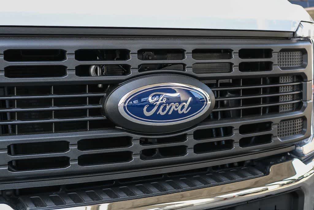 Thumbnail: 2026 Ford F-250 - 5