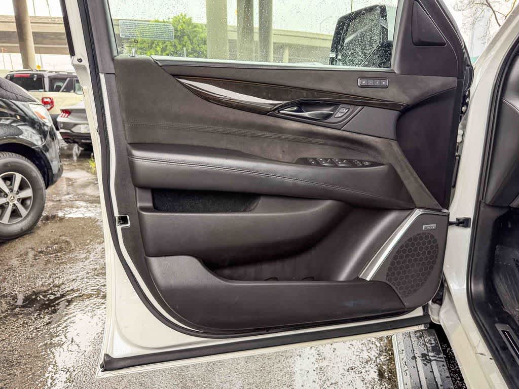 Thumbnail: 2020 Cadillac Escalade - 25