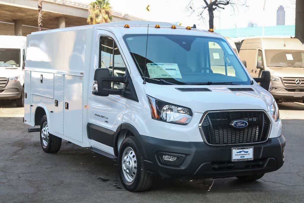 Thumbnail: 2025 Ford Transit Series - 4
