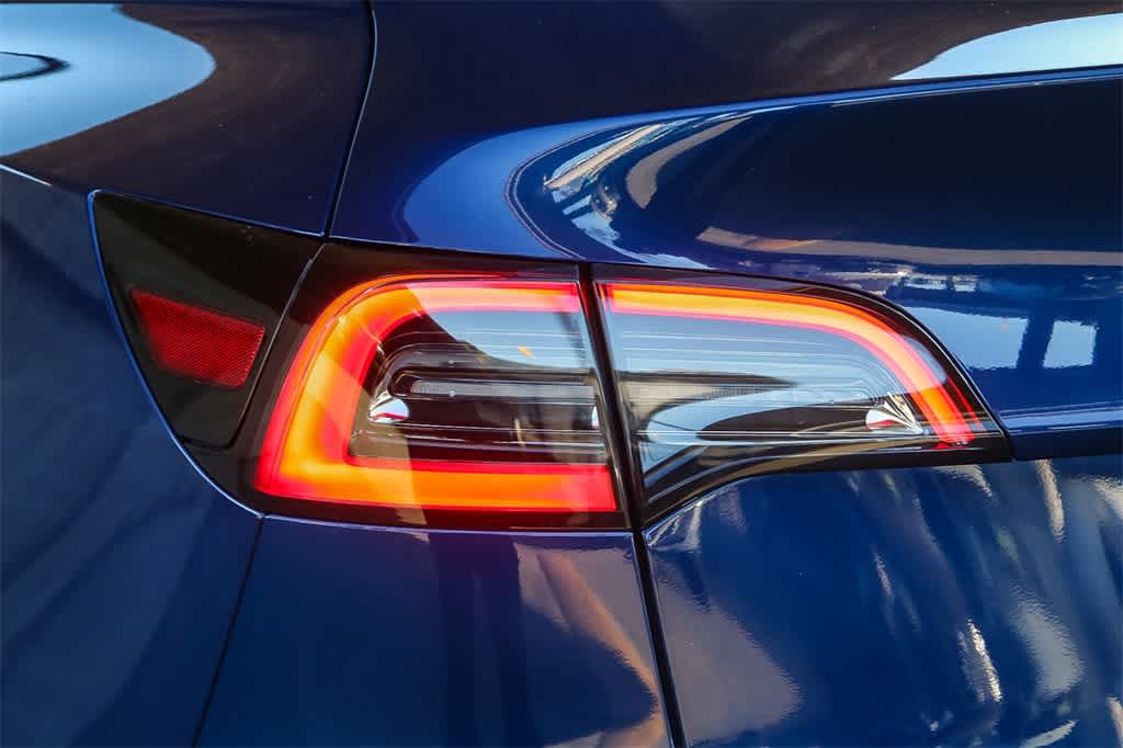 Thumbnail: 2022 Tesla Model Y - 9
