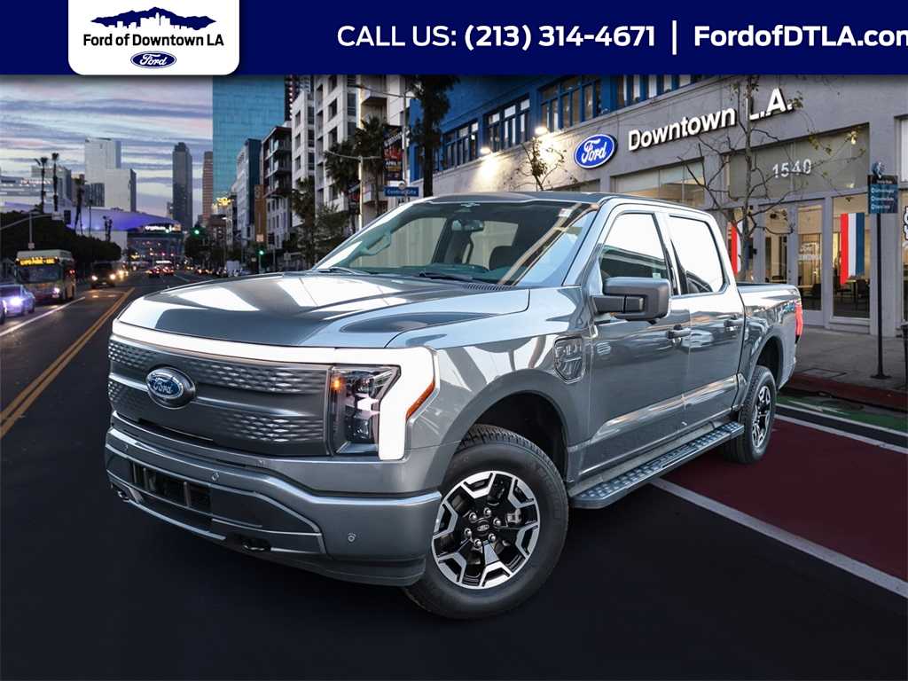 2023 Ford F-150 Lightning XLT