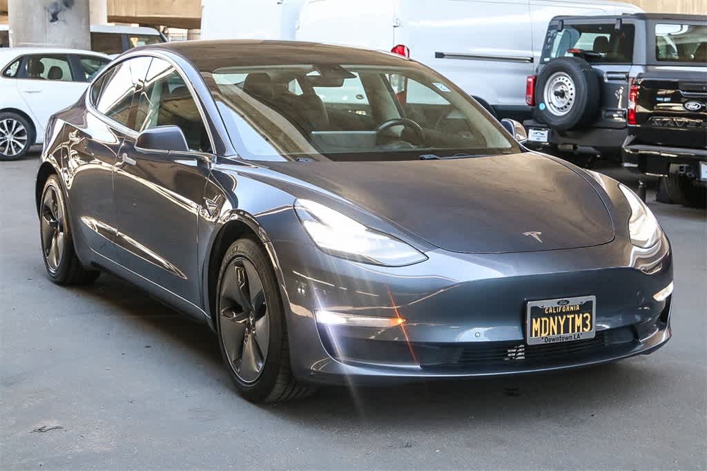 Thumbnail: 2019 Tesla Model 3 - 3