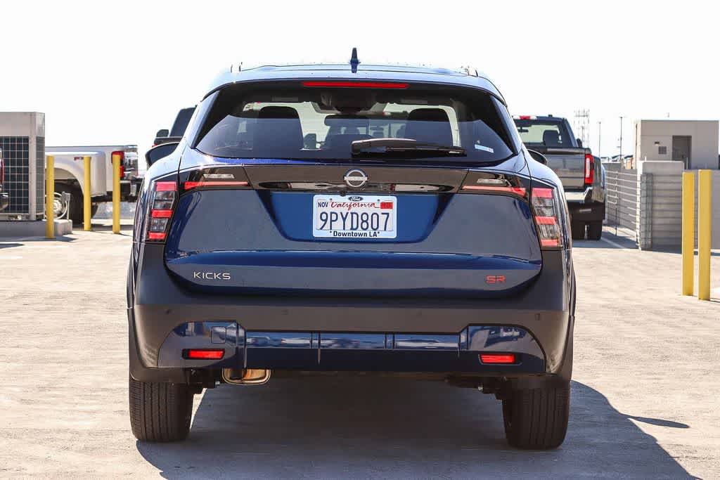 Thumbnail: 2025 Nissan Kicks - 4