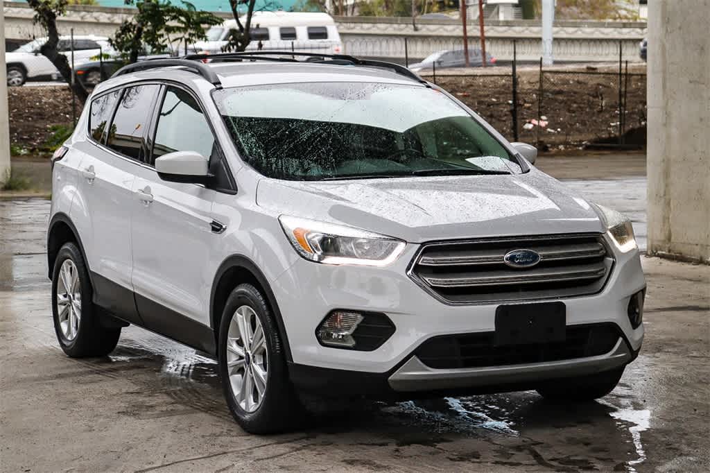 Thumbnail: 2018 Ford Escape - 3