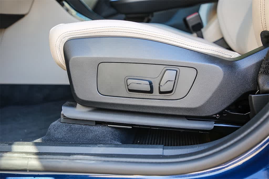 Thumbnail: 2024 BMW X1 - 19