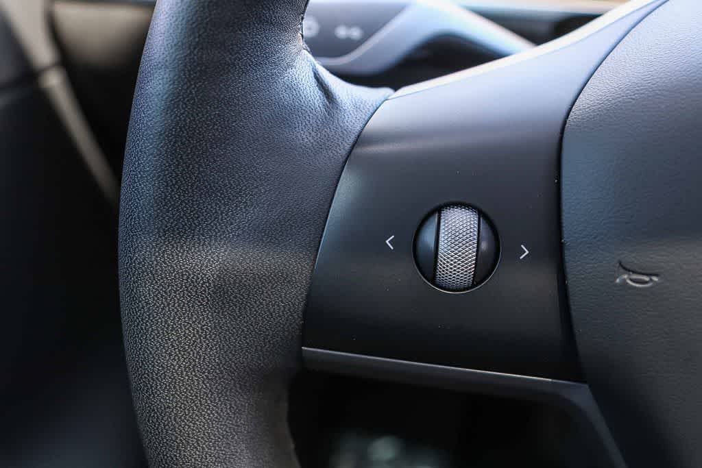 Thumbnail: 2021 Tesla Model Y - 22