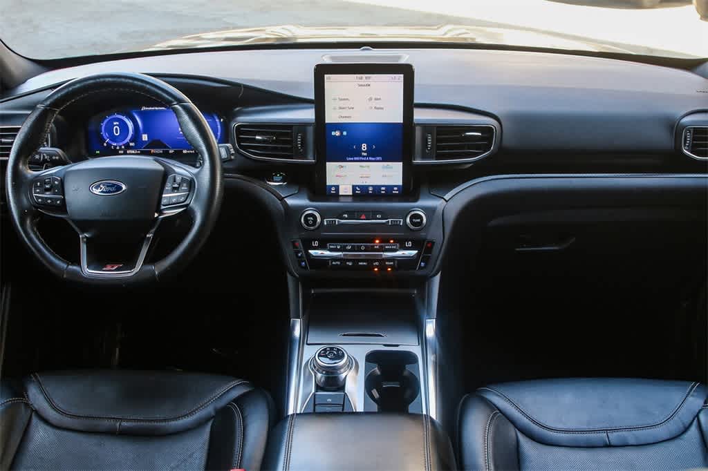 Thumbnail: 2020 Ford Explorer - 12