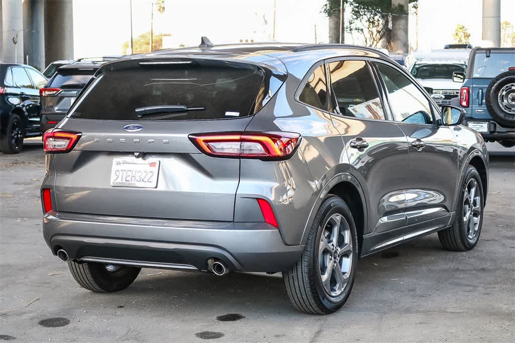 Thumbnail: 2024 Ford Escape - 6