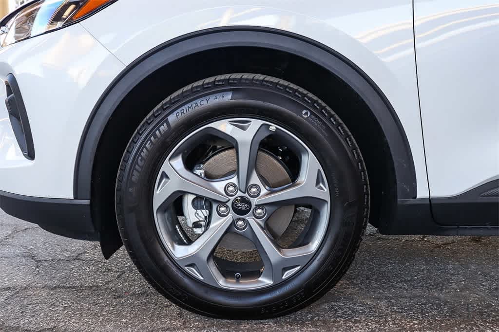 Thumbnail: 2025 Ford Escape - 11