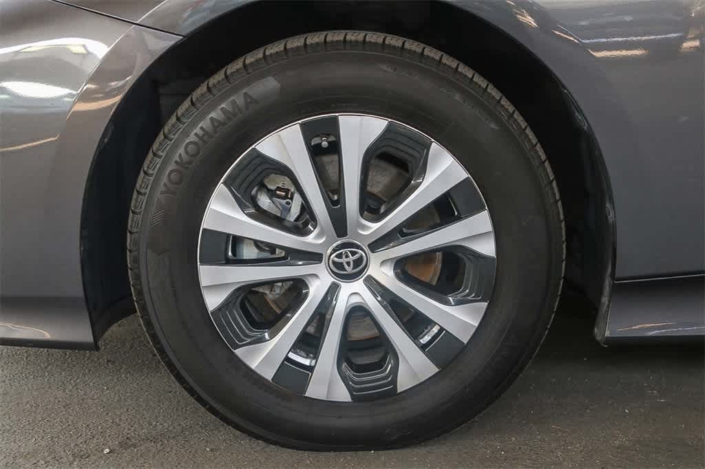 Thumbnail: 2021 Toyota Prius Prime - 11