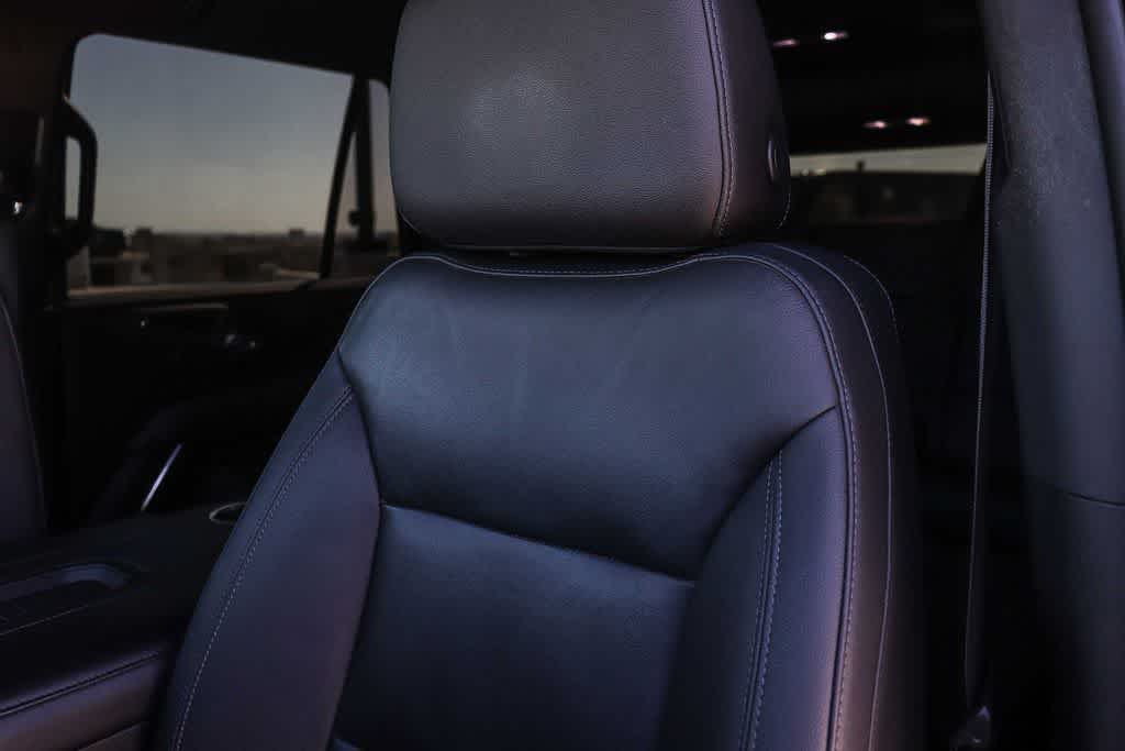 Thumbnail: 2022 Chevrolet Tahoe - 22