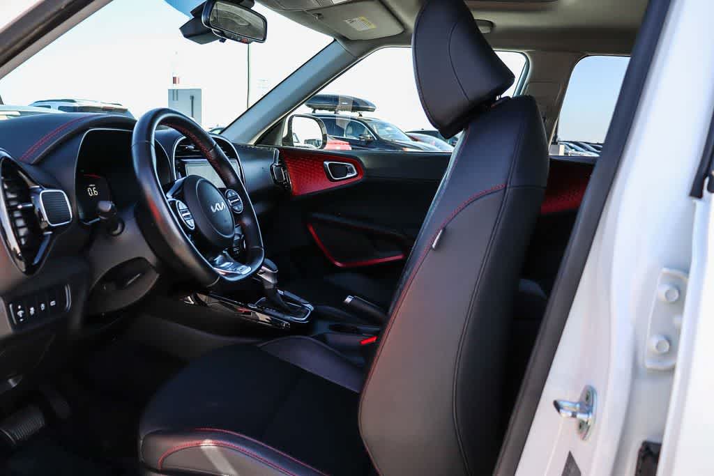 Thumbnail: 2023 Kia Soul - 13