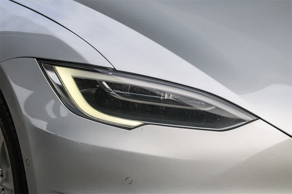 Thumbnail: 2018 Tesla Model S - 4