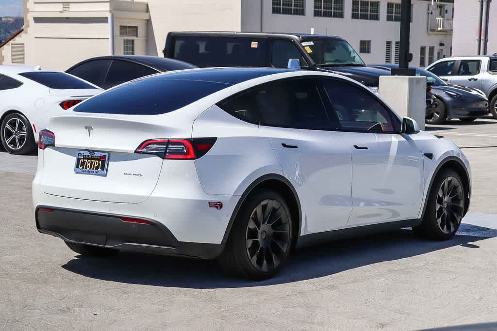Thumbnail: 2021 Tesla Model Y - 4