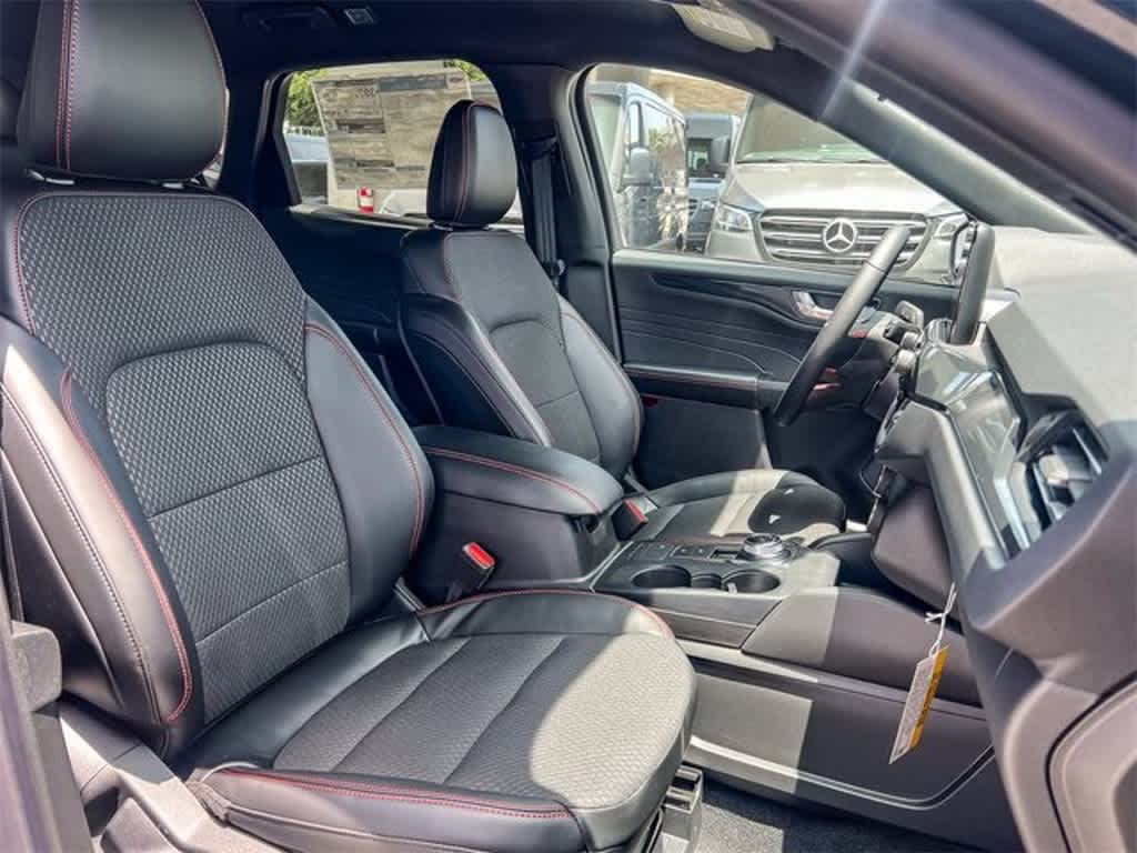 Thumbnail: 2024 Ford Escape - 12