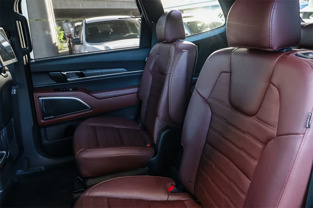 Thumbnail: 2023 Kia Telluride - 19