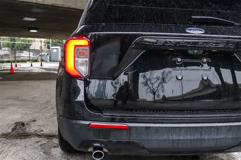 Thumbnail: 2022 Ford Explorer - 9