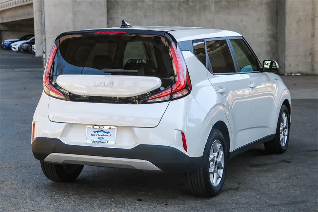 2023 Kia Soul LX 6