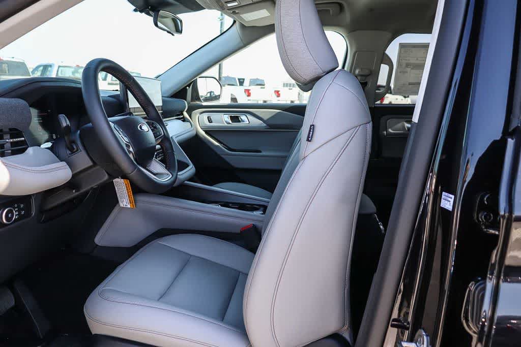 Thumbnail: 2026 Ford Explorer - 17