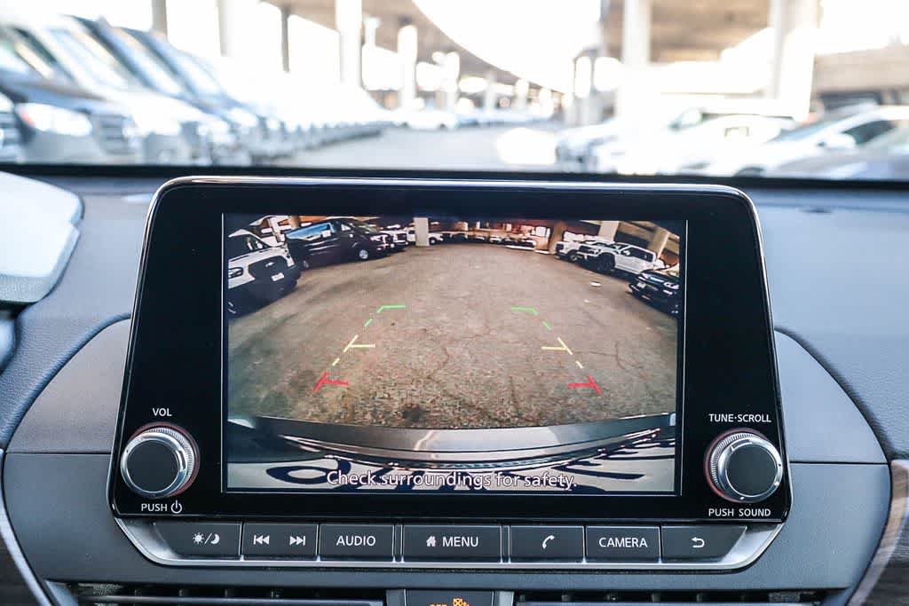 Thumbnail: 2024 Nissan Altima - 25