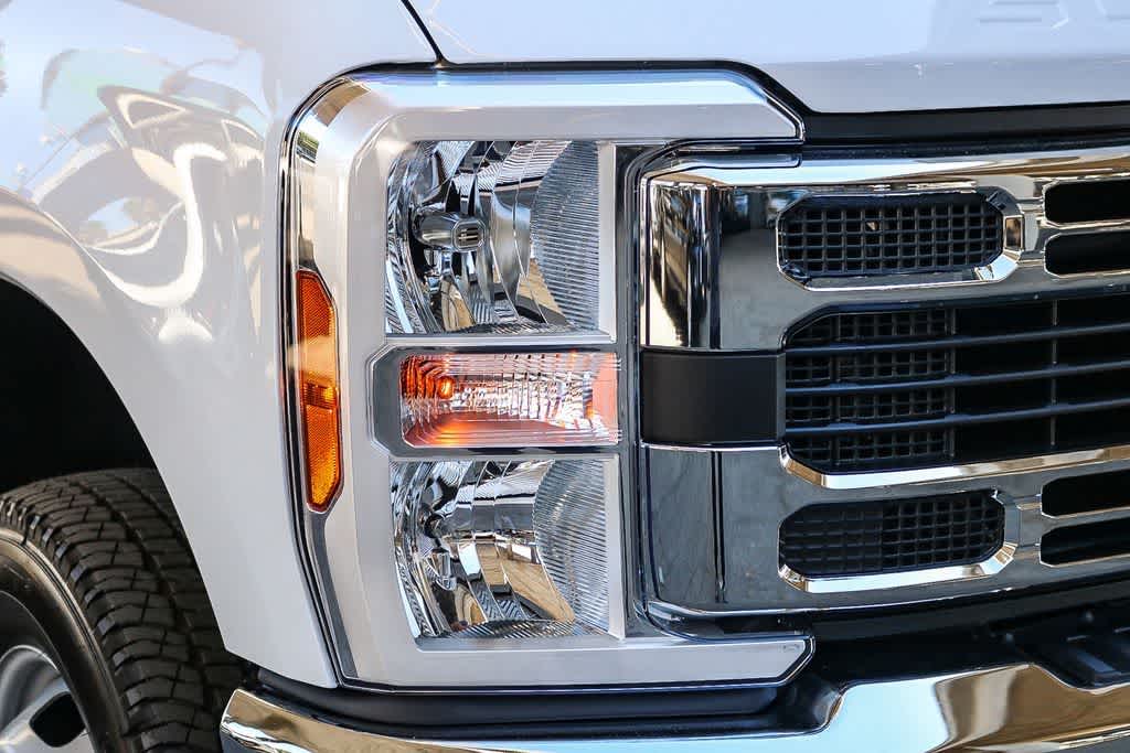 Thumbnail: 2026 Ford F-350 - 4