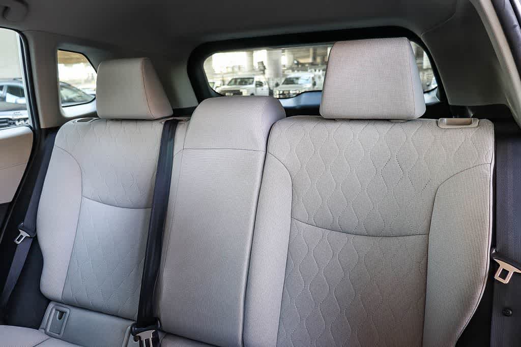 Thumbnail: 2023 Toyota Corolla Cross - 17