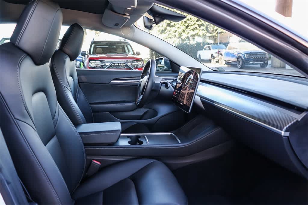 Thumbnail: 2021 Tesla Model 3 - 15