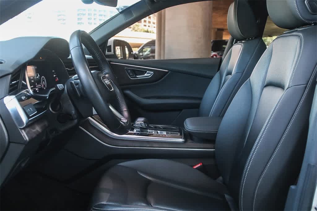 Thumbnail: 2019 Audi Q8 - 18