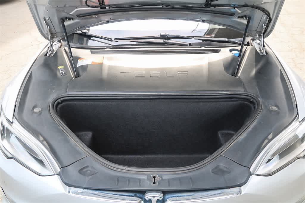 Thumbnail: 2018 Tesla Model S - 26