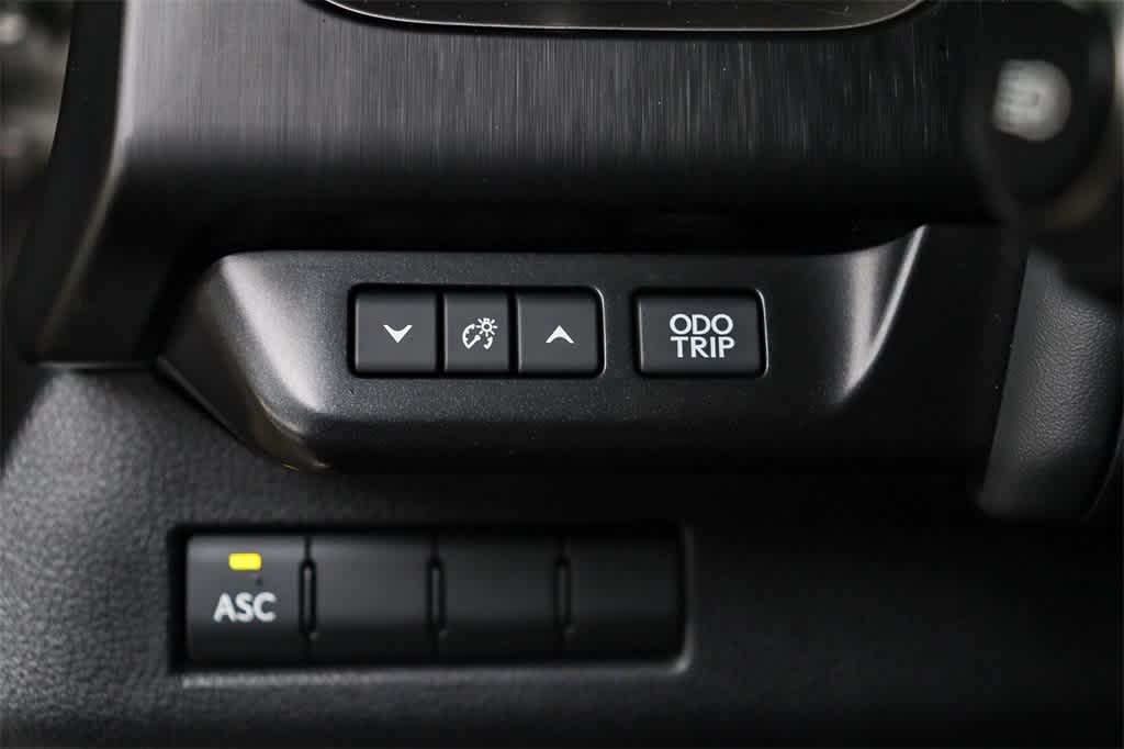 Thumbnail: 2019 Lexus UX - 22