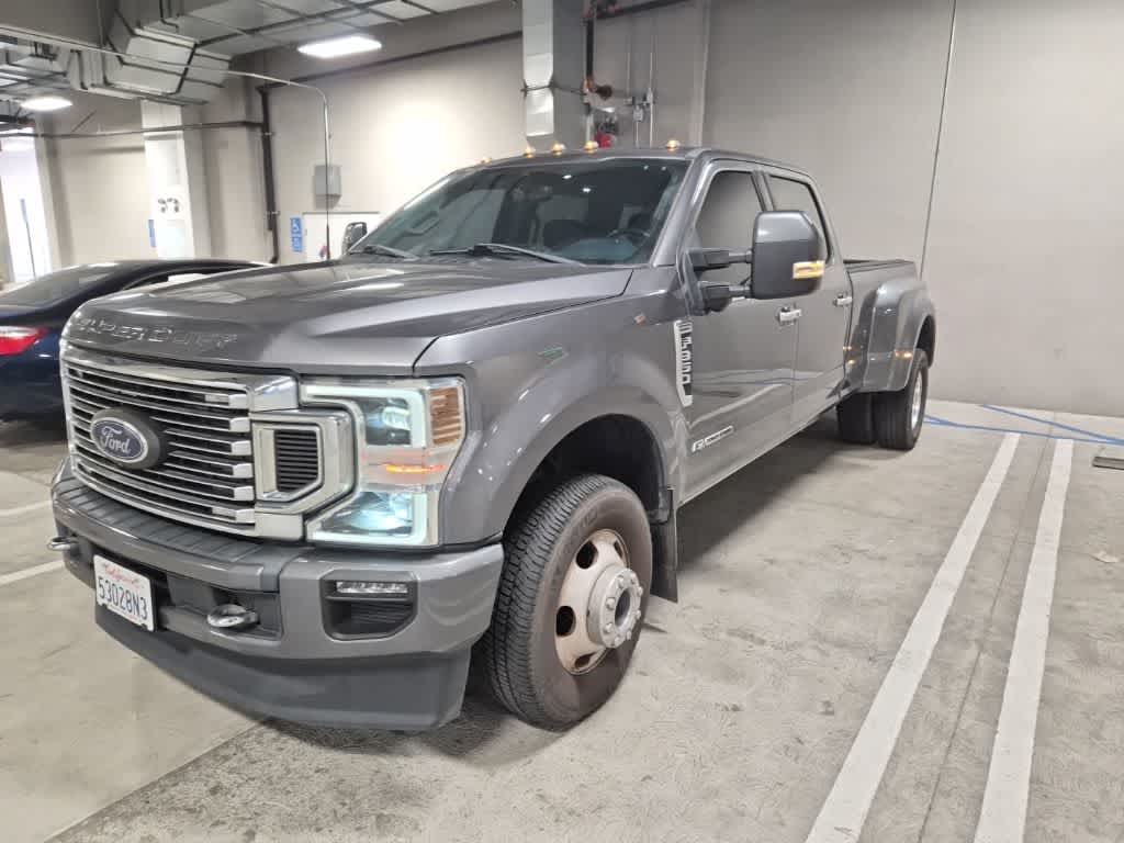 2022 Ford F-350 Limited 4x4 Crew Cab 8' Box DRW's photo