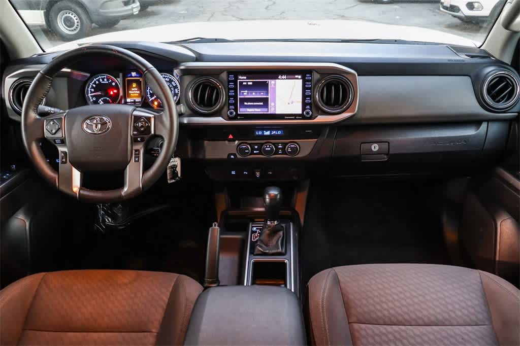 Thumbnail: 2022 Toyota Tacoma - 12