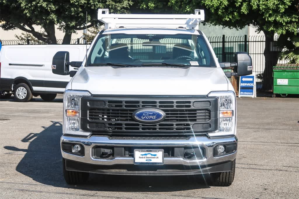 2025 Ford F-250 XL photo 2