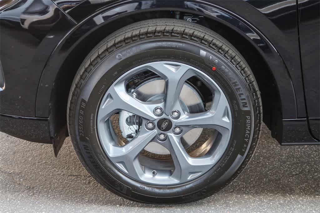 Thumbnail: 2024 Ford Escape - 10